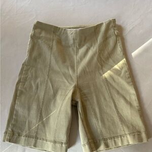 Zara Women's Beige Bike Shorts